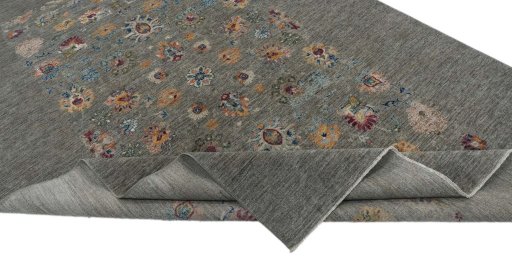 Central medallion detail of New Farahan rug from Pakistan