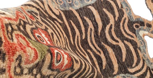 Close-up detail of New Farahan rug from Pakistan showing Wool weave