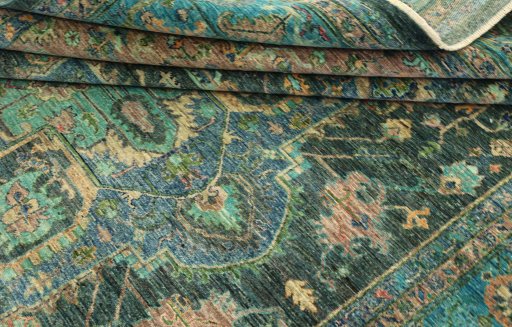 Close-up detail of New Farahan rug from Pakistan showing Wool weave