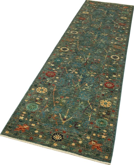 Corner detail of New Farahan rug showing border pattern and Wool pile