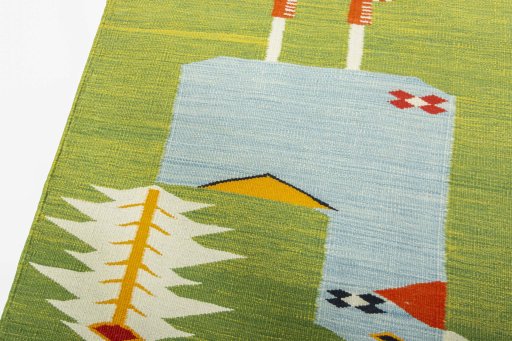 Surface texture of New Kilim Dastan rug with natural Wool and intricate pattern