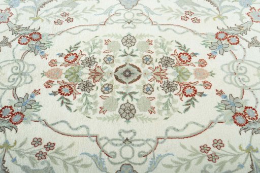 Central medallion detail of New Kashmar rug from Iran / Persia