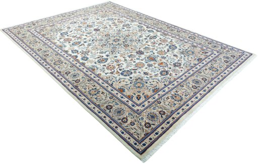 Close-up detail of 2000s Kashmar rug from Iran / Persia showing Wool weave