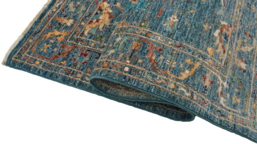 Close-up detail of New Farahan rug from Pakistan showing Wool weave
