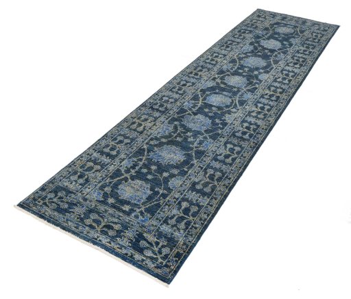 Close-up detail of New Farahan rug from Pakistan showing Wool weave