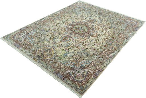 Corner detail of New Tabriz 50/60/70 Raj rug showing border pattern and Cork pile