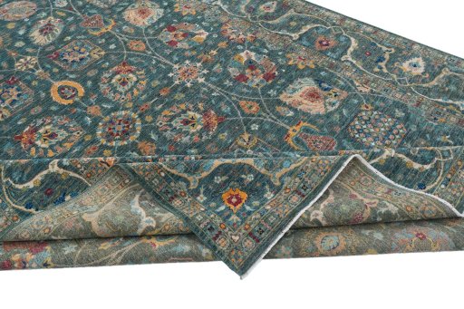 Central medallion detail of New Haj-jalili rug from Pakistan