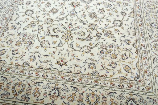 Close-up detail of 2000s Kashan rug from Iran / Persia showing Wool weave