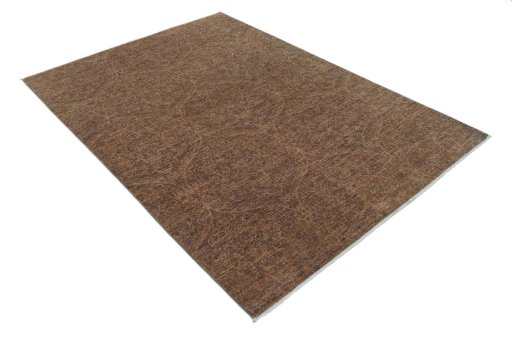 Corner detail of New Farahan rug showing border pattern and Wool pile
