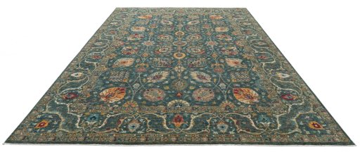 Surface texture of New Haj-jalili rug with natural Wool and intricate pattern