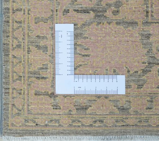 Corner detail of New Farahan rug showing border pattern and Wool pile