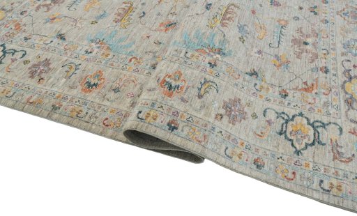 Close-up detail of New Farahan rug from Pakistan showing Wool weave