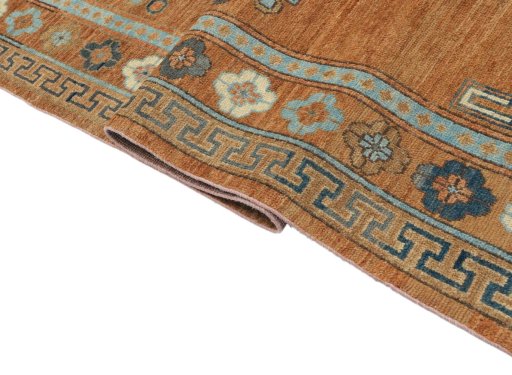 Close-up detail of New Farahan rug from Pakistan showing Wool weave