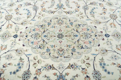Central medallion detail of New Kashan rug from Iran / Persia