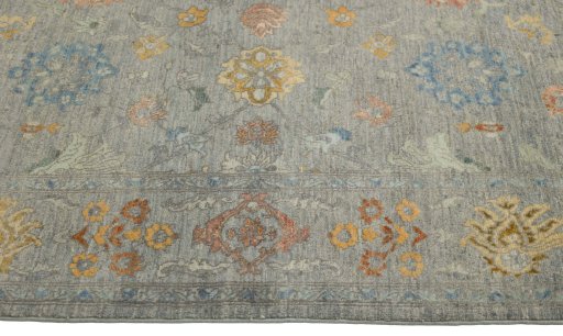 Close-up detail of New Mahli rug from Pakistan showing Wool weave