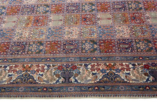 Close-up detail of 2000s Moud rug from Iran / Persia showing Wool weave