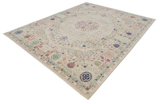 Close-up detail of New Haj-jalili rug from Pakistan showing Wool weave