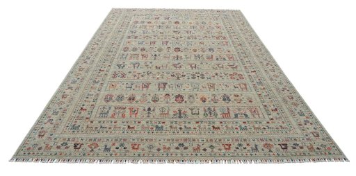 Surface texture of New Samarkand rug with natural Wool and intricate pattern