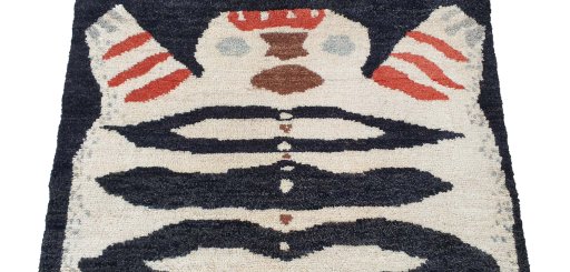 Backside of handmade New Morocco rug showing knot structure and weave density