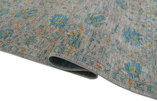Close-up detail of New Farahan rug from Pakistan showing Wool weave