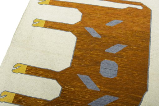 Surface texture of New Kilim Dastan rug with natural Wool and intricate pattern