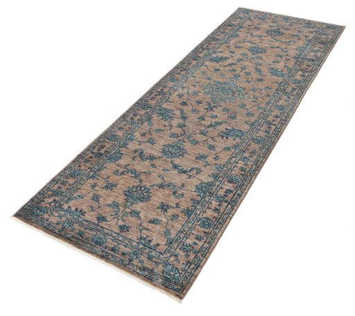 Close-up detail of New Farahan rug from Pakistan showing Wool weave