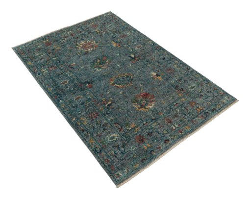 Corner detail of New Farahan rug showing border pattern and Wool pile