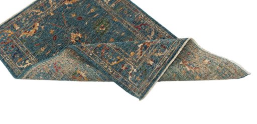 Central medallion detail of New Farahan rug from Pakistan