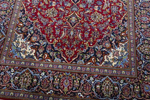 Close-up detail of 2000s Kashan rug from Iran / Persia showing Cork weave