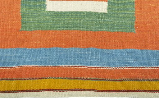 Central medallion detail of New Kilim Sofre rug from Turkey