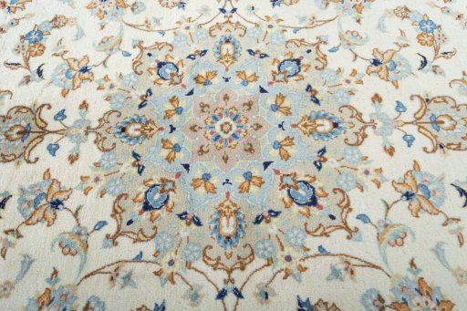 Central medallion detail of New Kashan rug from Iran / Persia