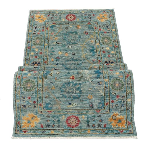 Central medallion detail of New Farahan rug from Pakistan
