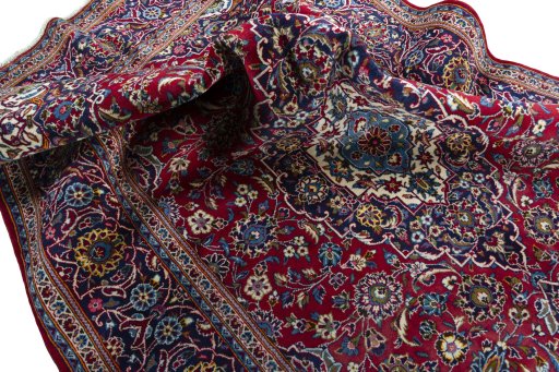 Surface texture of New Kashan rug with natural Wool and intricate pattern