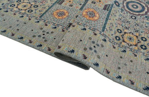 Close-up detail of New Mamluk rug from Pakistan showing Wool weave