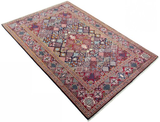 Close-up detail of 2000s Kashan rug from Iran / Persia showing Wool weave