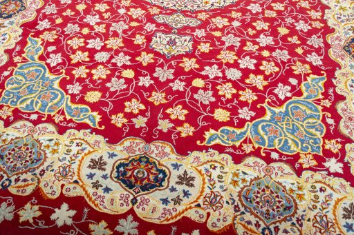 Close-up detail of 2000s Kashan rug from Iran / Persia showing Wool weave