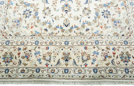 Full view of New Kashan rug from Iran / Persia, 309 × 195 cm in Beige tones