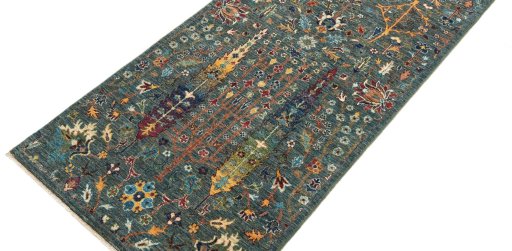 Backside of handmade New Haj-jalili rug showing knot structure and weave density