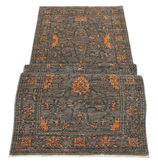 Central medallion detail of New Farahan rug from Pakistan