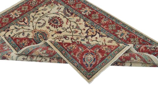 Central medallion detail of New Farahan rug from Pakistan