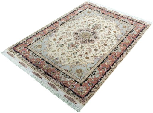 Corner detail of New Tabriz 50/60/70 Raj rug showing border pattern and Cork pile