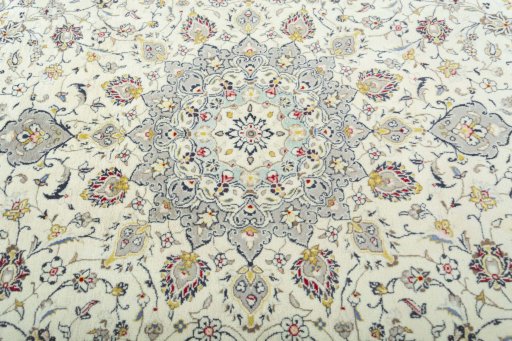 Central medallion detail of New Kashan rug from Iran / Persia