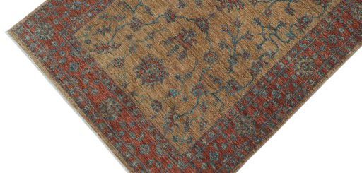 Backside of handmade New Farahan rug showing knot structure and weave density