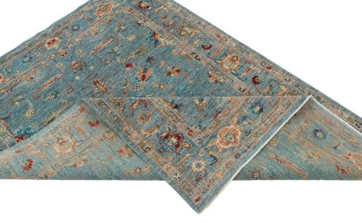 Central medallion detail of New Farahan rug from Pakistan
