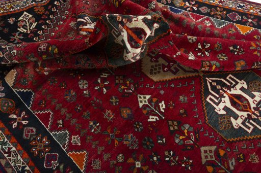 Close-up detail of 2000s Shiraz rug from Iran / Persia showing Wool weave