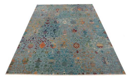 Surface texture of New Haj-jalili rug with natural Wool and intricate pattern