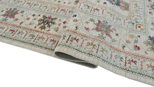 Close-up detail of New Farahan rug from Pakistan showing Wool weave