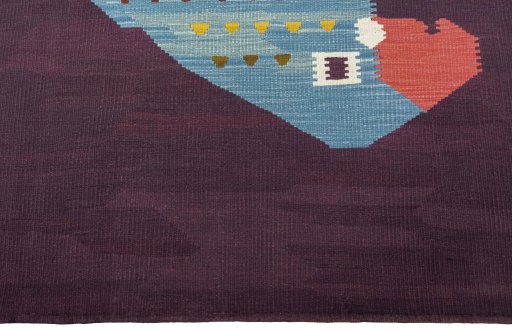Central medallion detail of New Kilim Dastan rug from Turkey