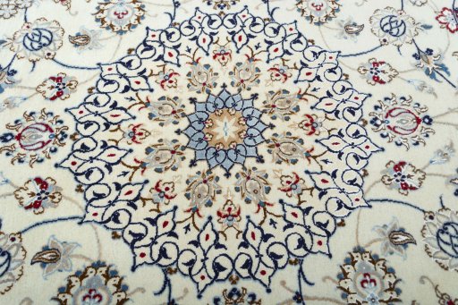 Central medallion detail of 2000s Nain rug from Iran / Persia