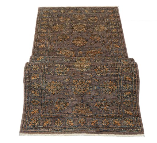 Central medallion detail of New Farahan rug from Pakistan